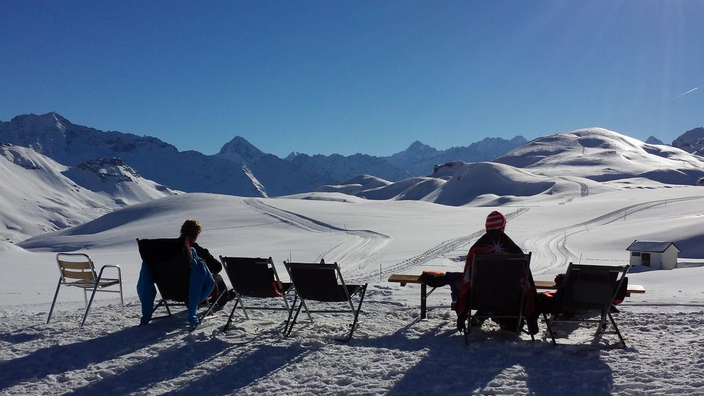 Berggasthaus Tannalp Frutt Eksteriør bilde